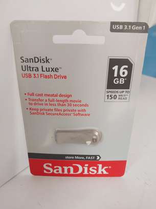 SanDisk Ultra Luxe USB 3.1 Flash Drive - 16GB image 1