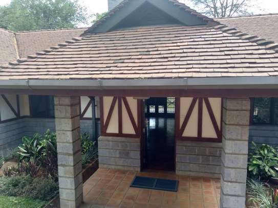4 bedroom townhouse for rent in Muthaiga image 2