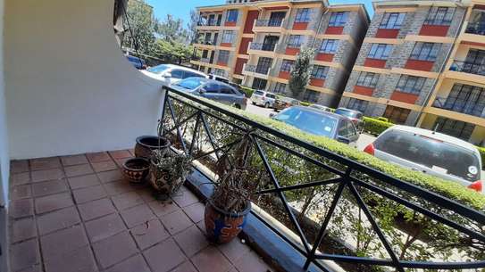 Serviced 3 Bed Apartment with En Suite in Kilimani image 9