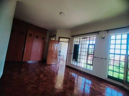 4 Bed Villa with En Suite in Karura image 5