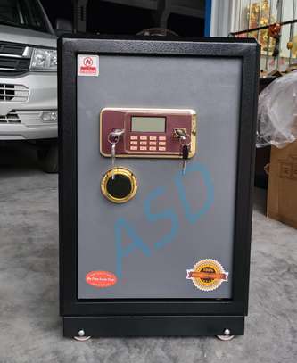 Office Safe : Fireproof Steel 70kg Executive Filing Safe: image 2