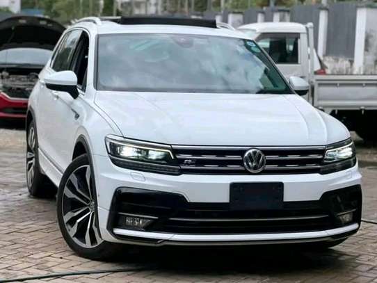 Volkswagen Tiguan Rline image 10