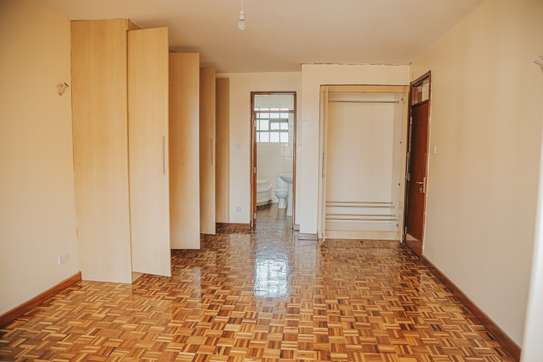 2 Bed Apartment with En Suite in Kilimani image 24