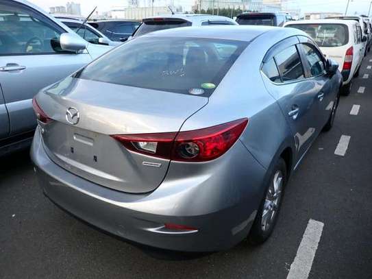 Mazda Axela 2015 image 4