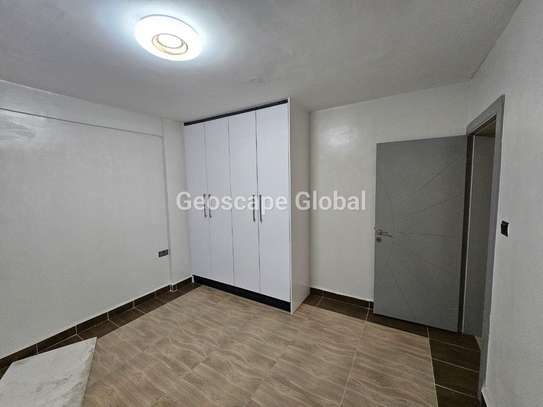 5 Bed Apartment with En Suite in Kilimani image 15