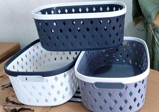 New Design Multi-Colored Plastic Storage Baskets image 2