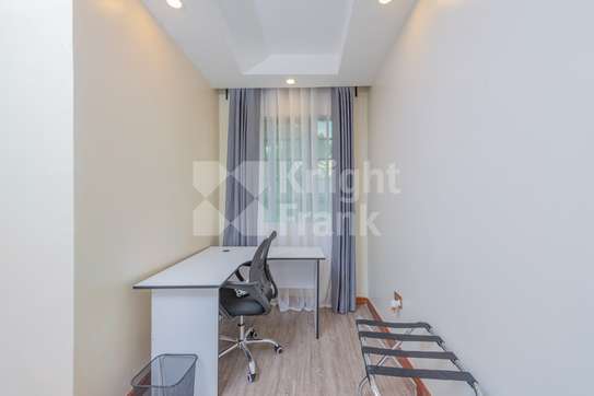 1 Bed House with Garden at Karen Brooks image 12