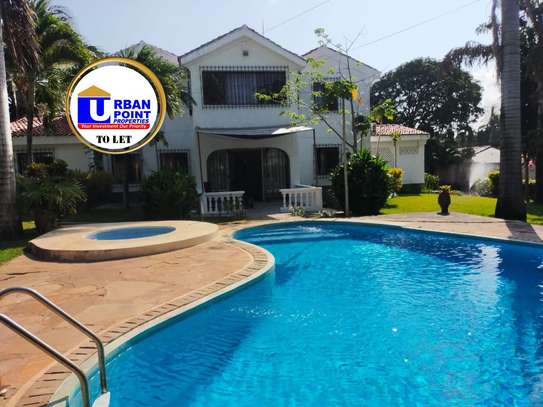 5 Bed House with En Suite in Nyali Area image 1