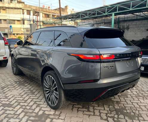 Range rover Velar image 2
