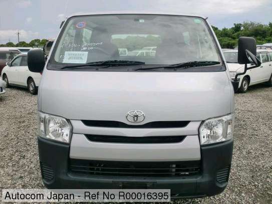 Toyota hiace auto petrol (coast motors) image 1