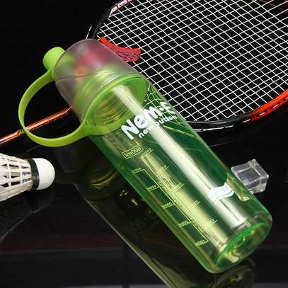 600ml Custom leak proof sports plastic spry water bottle/hwk image 1