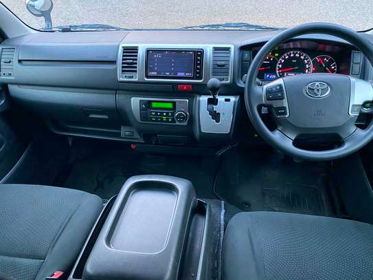 Toyota Hiace 7L Grand Hiace white color fully loaded 2019 image 7