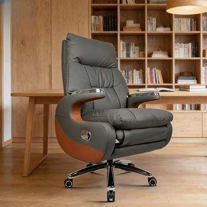 Director's Leather High Back Office Chair image 7