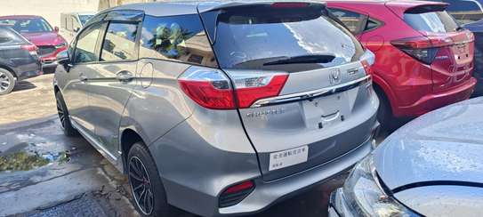Honda Fit Shuttle hybrid Silver 2018 image 9