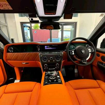 2026 Rolls-Royce cullinun image 4