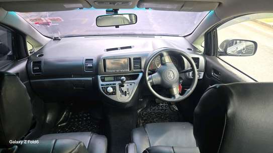 TOYOTA WISH 2019MODEL 7 SEATER image 4