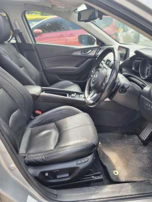 Mazda Axela Sunroof 2200cc 2018 image 8