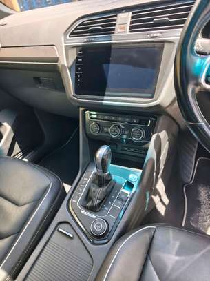 Volkswagen Tiguan image 5