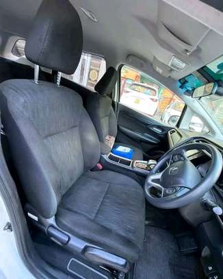 HONDA SHUTTLE HYBRID,2019,2wd,hire purchase accepted image 10