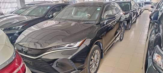 Toyota Harrier Premium sunroof 2020 image 3