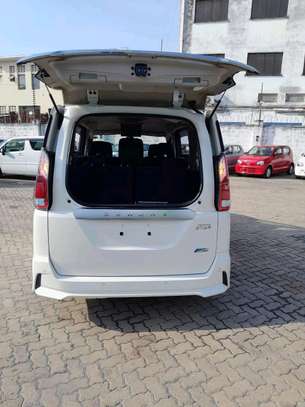 Nissan Serena Highway star⭐️ ⭐️ 💫 ⭐️  hybrid 2018 image 11