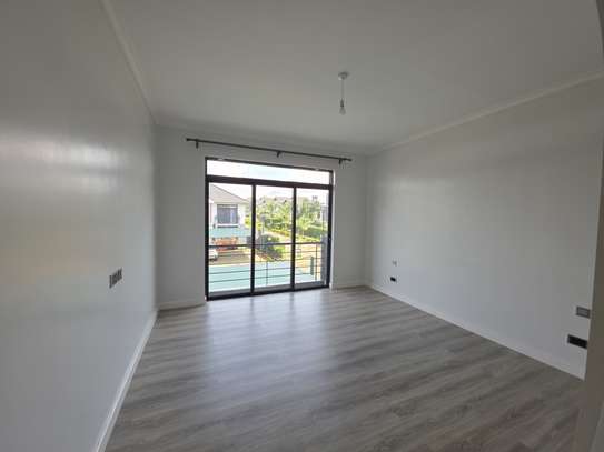 5 Bed Townhouse with En Suite at New Runda image 12