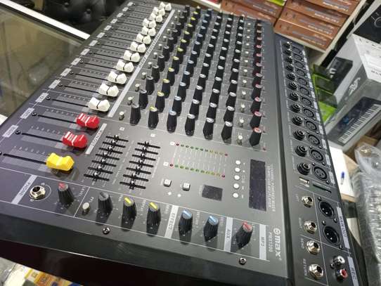 Max 12channel mixer image 3