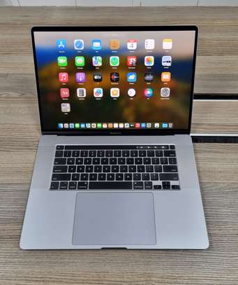 Apple MacBook Pro 16" Late 2019 image 1