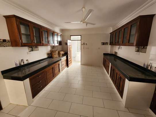 5 Bed Apartment with En Suite at Off Moyne Drive Nyali Beach image 35