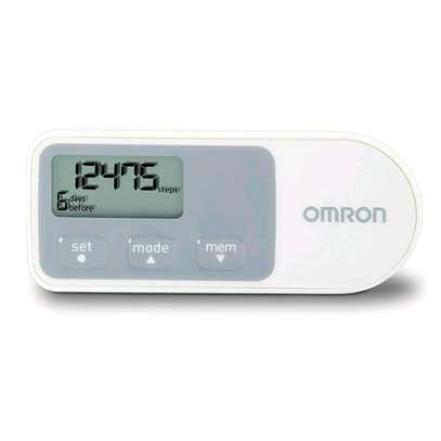 OMRON PEDOMETER, MEASURES NUMBER OF STRIDES & DISTANCE TIME image 3