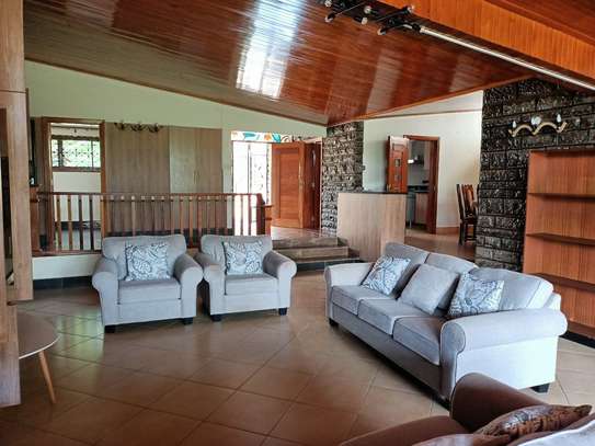 Furnished 6 bedroom house for rent in Gigiri image 8