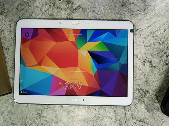 Samsung Galaxy Tab 4 Tablet image 3