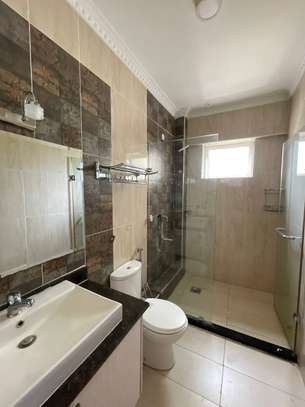 4 Bed Apartment with En Suite in Kileleshwa image 18