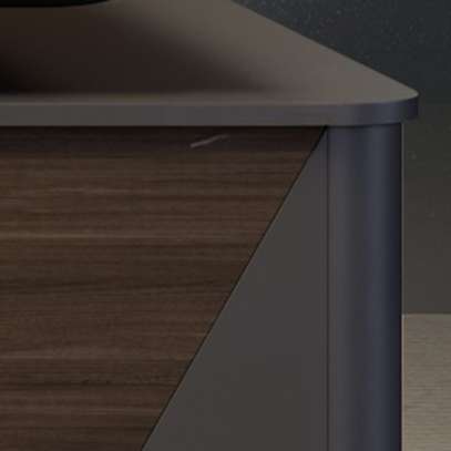 Office Desks: Executive Desk With Reversible Orientation image 4