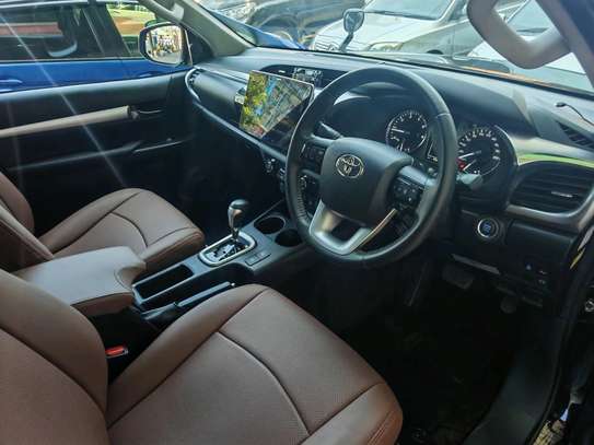 2020 TOYOTA HILUX. Diesel, Automatic, Low mileage, Ex JAPAN image 5