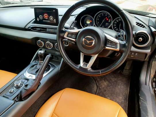 mazda miata roadster image 4