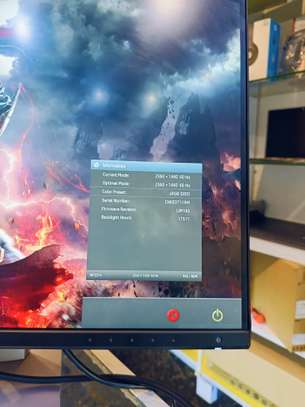 HP Z27n QHD(2560x1440) Edge to Edge Monitor 27-inches image 7