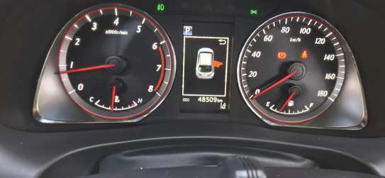 Toyota harrier premium grade 2018 sunroof image 6