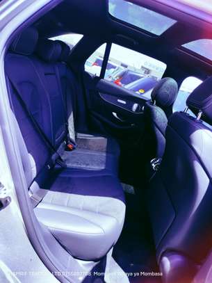 Mercedes Benz GLC 220d Gold 2017 image 7