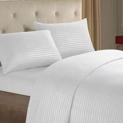 Super quality Hotel White Stripped Bedsheets Set image 8