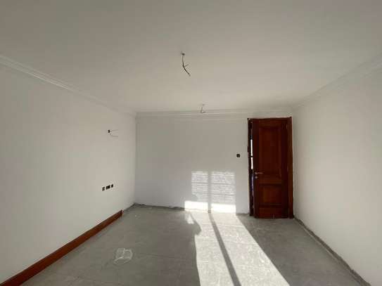 5 Bed Apartment with En Suite at Kileleshwa image 6