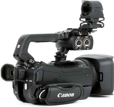 Canon XA50 UHD 4K30 Camcorder with Dual-Pixel Autofocus image 2