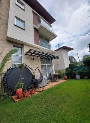 4 Bed Townhouse with Garden at Lavington image 19
