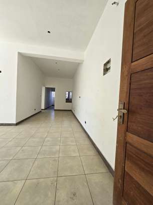 2 Bed Apartment with En Suite at Jcc Mtambo image 8