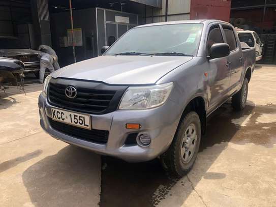 Toyota Hilux double cab local manual image 3