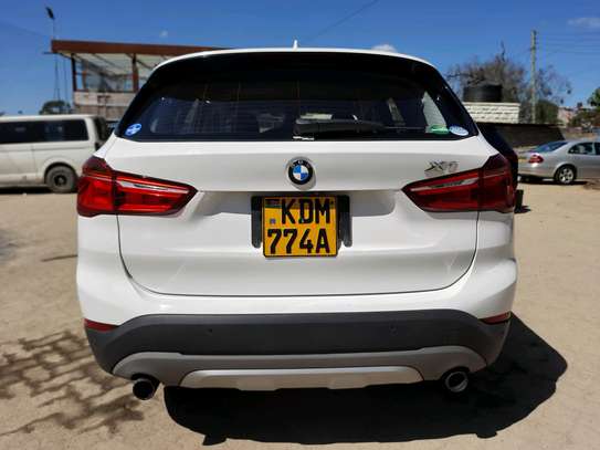2016 BMW X1 Xdrive image 1