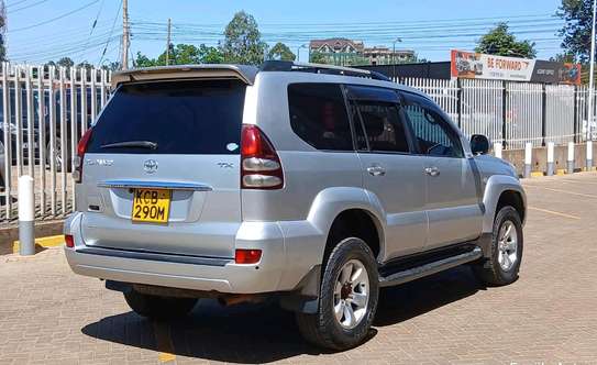Toyota Prado J120 image 4