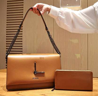 PEDRA Leather Shoulder Bag Medium Dark Brown image 4