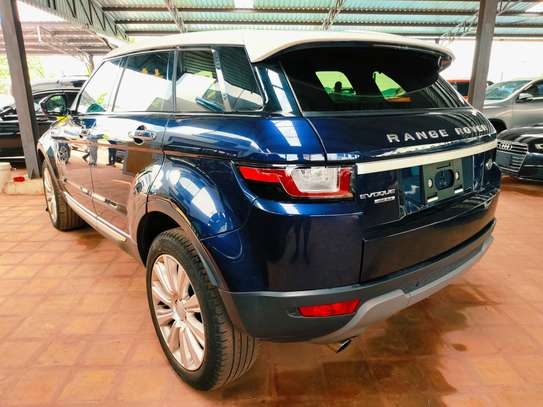 Range Rover Evogue Petrol blue 2017 image 9