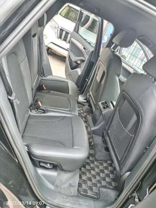 Audi Q5 black image 6